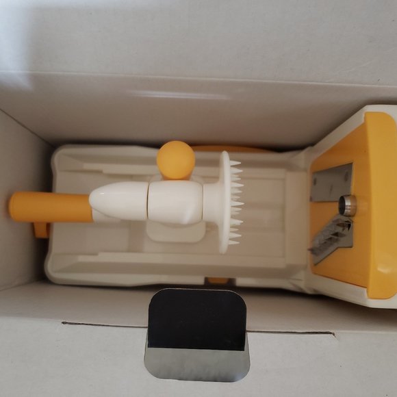 [Zest Kit] Spiral Vegetable Cutter VS-5 - Picture 3 of 3